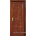 Дверь деревянной краски. Деревянная композитная дверь.